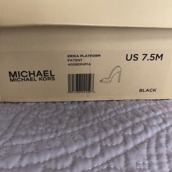 Micheal kors black high heels - Picture 4 of 4